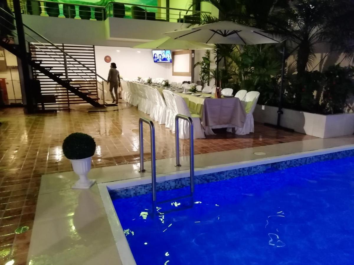 Murano Hotel Moyobamba Esterno foto